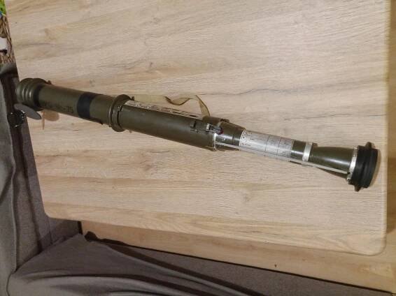 RPG - 75 Protitanková bazooka znehodnocená - Vojenské sběratelské předměty
