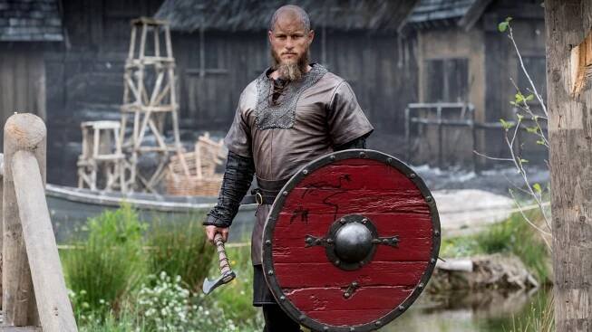 Ragnar vs. Geralt: 7 nejdrsnějších seriálových válečníků
