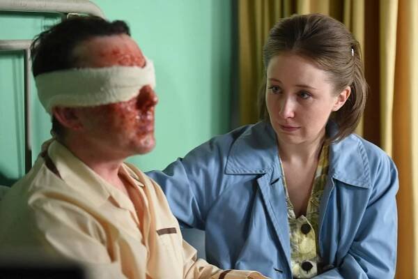 Zavolejte porodní sestřičky - Epizoda 2 - Z filmu - Erin Doherty