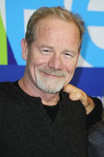 Portrait of Actor Peter Mullan Wearing a Pullover Wallpaper