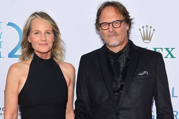 Helen Hunt and Jeffrey Nordling Make Red Carpet Debut Holding Hands at Gala
