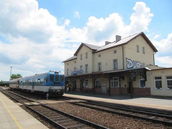 Soubor:Kunovice, nádraží.jpg