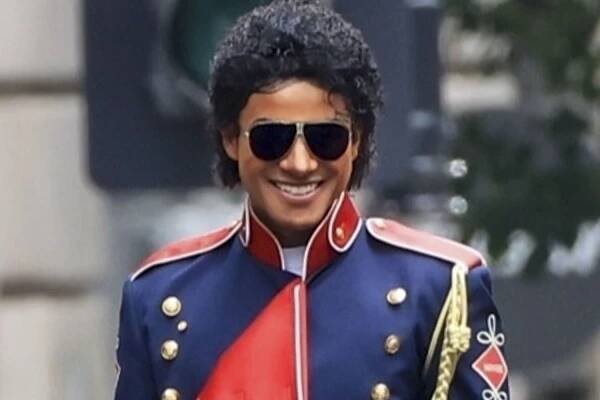 Jaafar Jackson Poses as His Uncle Michael Jackson on Set of Upcoming Biopic Michael