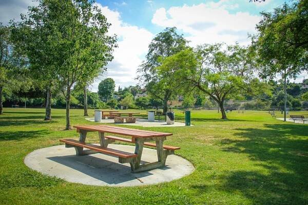 Thomas S. Burton Park – Parks & Recreation