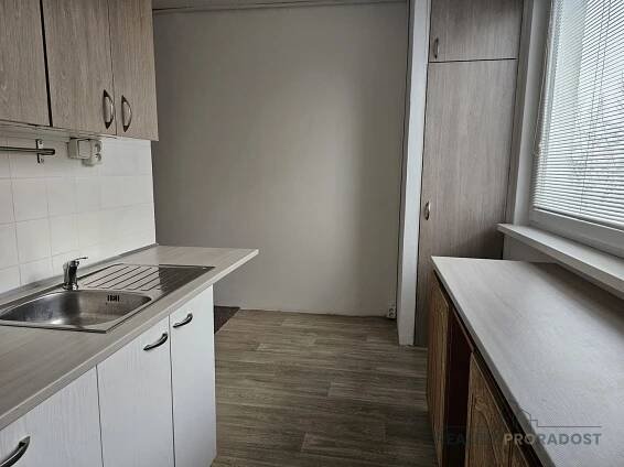 Pronájem Byt 3+1, Šumná, Hodonín