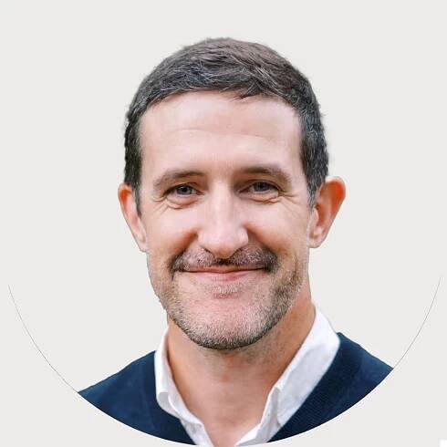 Headshot of Patrick Thomas