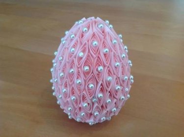 Polystyrenové vajíčko (56 fotografií): jak ozdobit velikonoční polystyrenové vejce? Typy dekorací na Velikonoce. Jak vyrobit