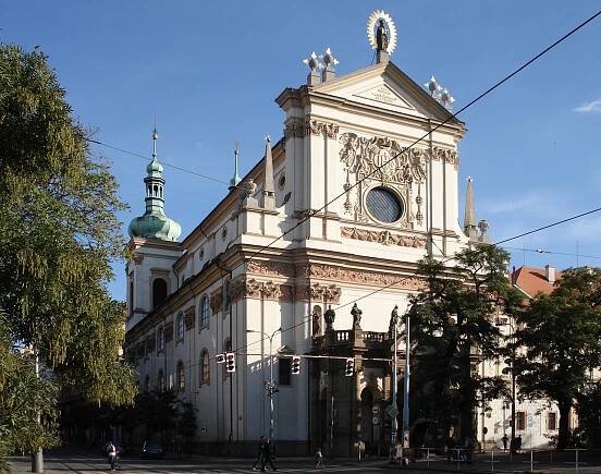 Soubor:Praha church St Ignace.JPG – Wikipedie