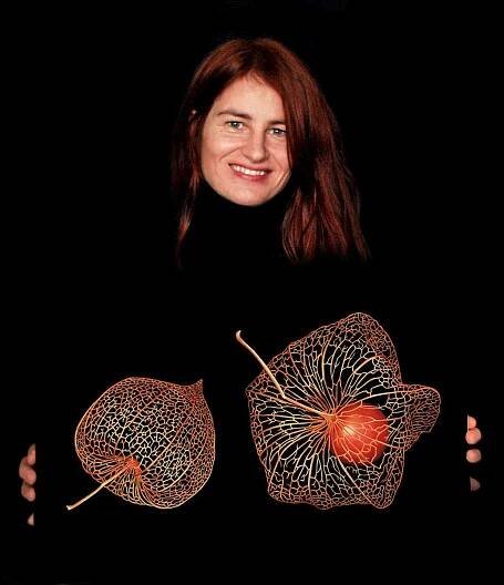 Botanická umělkyně Pavlína Kourková žije a tvoří už několik let v Plzni.