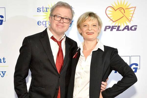 Eric Gilliland (L) and Entertainment Honoree Martha Plimpton attend the ninth annual PFLAG National Straight for Equality Awards Gala on March 27, 2017 in New York City