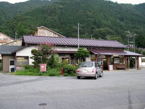 Suhara Station (Nagano)