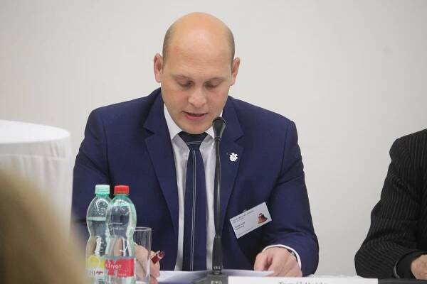 Osmdesát let byl ztracen. Nyní se vrátil na Opavsko jako první zvon míru