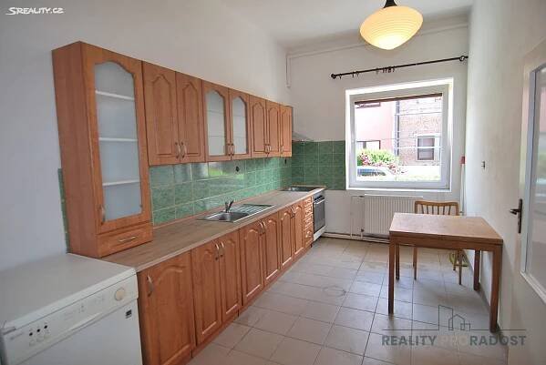 Pronájem bytu 2+1 64 m², Čelakovského, Kolín - Kolín V