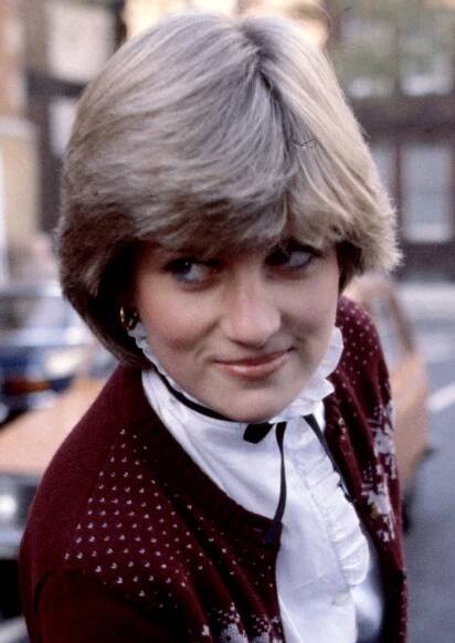 25 Most Iconic Hairstyles of All Time