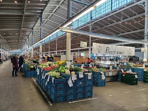 Farmářské trhy na jaře: Srovnali jsme ceny zeleniny a ovoce na pražských trzích