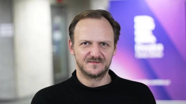 Některé věci si zbytečně beru, říká herec Jan Hájek | Program
