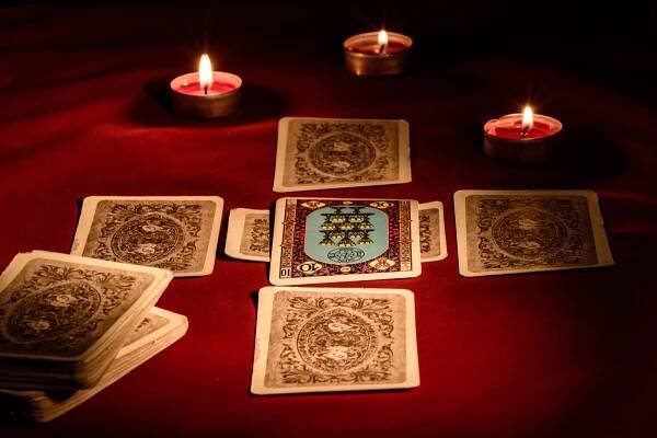 Výklad karet – Tarot – Věštění – Mariášky – Anima Noira