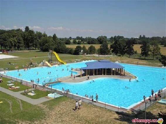 Koupaliště a kemp Chlumec nad Cidlinou, Chlumec nad Cidlinou