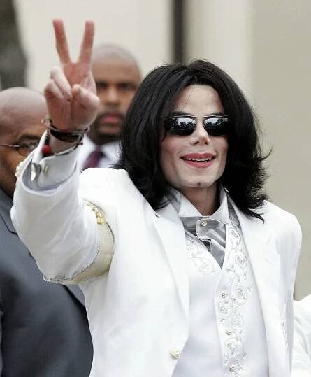 Hrůzné zjištění: Michael Jackson pil nitrožilní sedativum