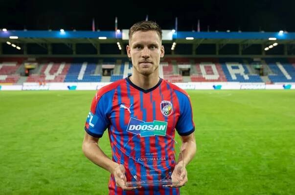 Fotbalista Viktorie Plzeň Bystroň se dostal do dopingového skandálu