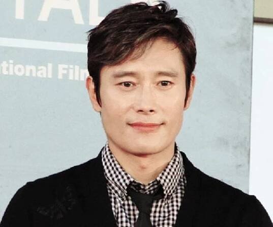 Lee Byung-hun Biography - Facts, Childhood, Family Life & Achievements of South Korean Actor