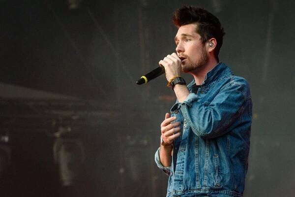 Dan Smith (zpěvák)