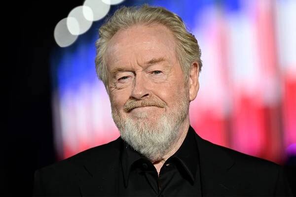 Ridley Scott attends the "Napoleon" UK Premiere at Odeon Luxe Leicester Square on November 16, 2023 in London, England. 