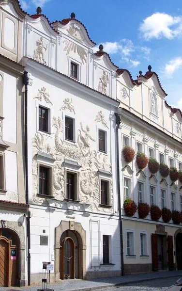 Gočárova galerie - Dům U Jonáše - Pardubice - Východní-Čechy.info - oficiální turistický portál Pardubického kraje