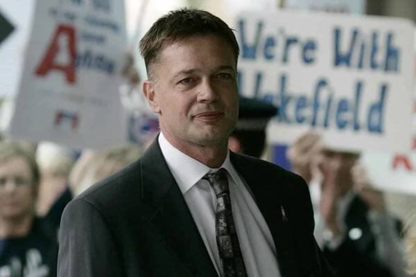 Discredited anti-vaccine doc Andrew Wakefield to get Hollywood treatment with new film