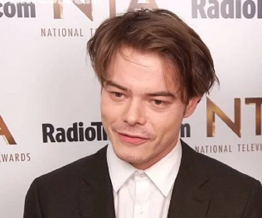 Charlie Heaton Biography - Facts, Childhood, Family Life & Achievements