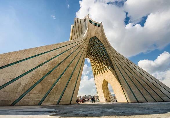 Teheran Azadi Toren