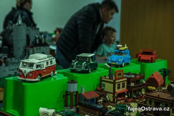 V Porubě se koná interaktivní výstava Lego modelů [fotoreport] - Fajna Ostrava