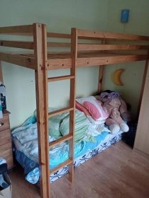 Patrová postel pro jednoho - Studentské pokoje