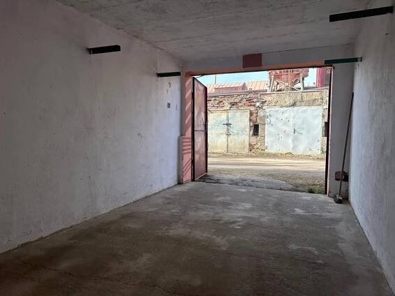 Pronájem garáže, Chrudim, 19 m2