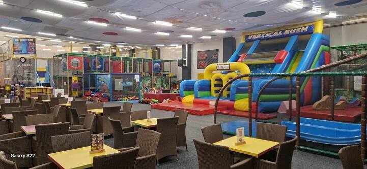 Area D - centrum sportu a zábavy