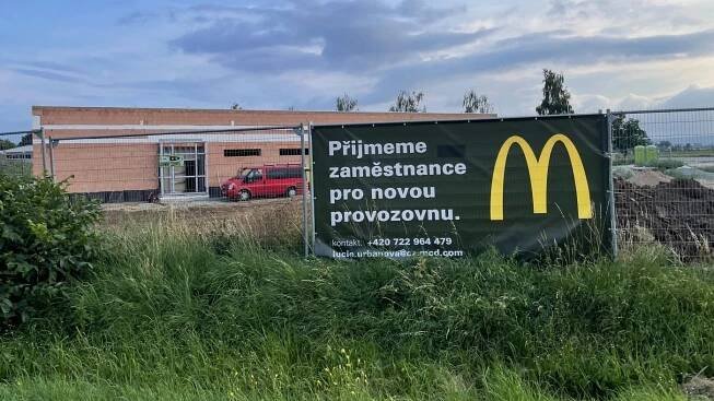 Nový "Mekáč" za Olomoucí už se rýsuje