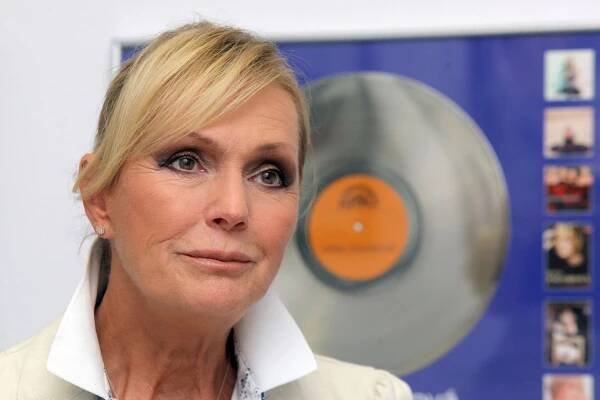 Helena Vondráčková: Bulvár ze mě už má respekt