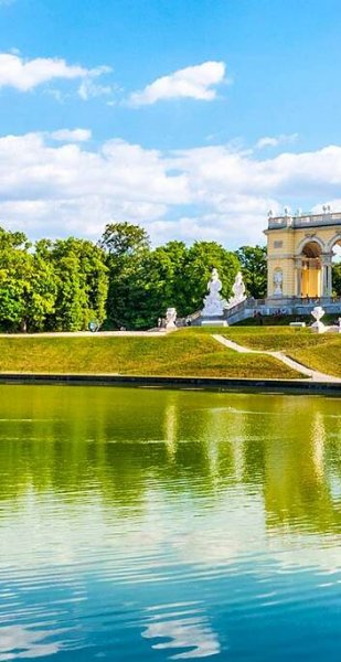 Gloriette at Schonbrunn Palace in Vienna