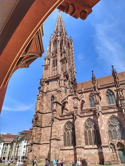 เที่ยว Freiburg im Breisgau เมืองมหาวิทยาลัยในป่าดำ - SawadeeDeutschland