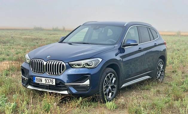 TEST: BMW X1 18i sDrive - dává s 3válcem smysl? | MOTORVIZE