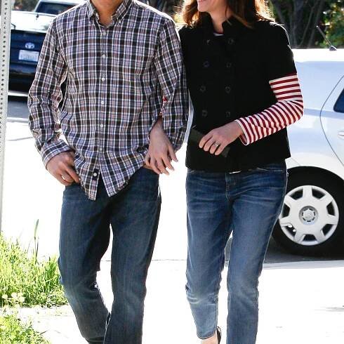 Julia Roberts’ Husband Makes Her Feel Like One Pretty Woman! Get to Know Danny Moder
