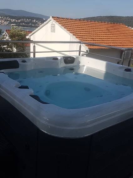 Jacuzzi i Swim Spa Jakuzi | Gradnja Bazena