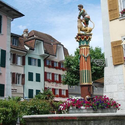 Solothurn an der Aare mit geschlossener Altstadt › Logbuch Schweiz Reise