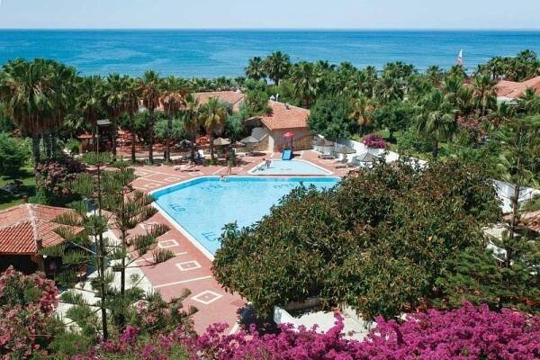 Hotel Defne Ana
