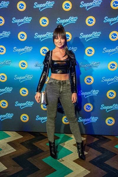 FOTO: Slovenská zpěvačka Veronika Krúpa Nízlová také odhalila bříško.