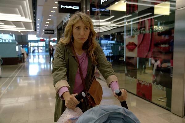 Rodiče - Bez nehody - Z filmu - Daisy Haggard
