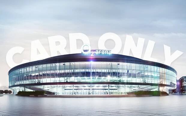 Cash nebereme. O2 arena najíždí na bezhotovostní provoz, přidají se k ní i Forum Karlín a O2 universum