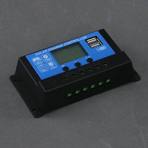 SO89 - 12V/ 24V solární regulátor PWM 30A/ 30A