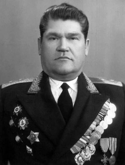 Dudnik, Grigorij Sergejevič : D