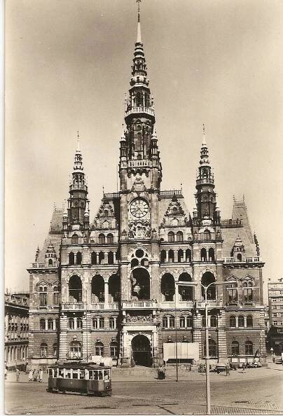 LIBEREC - radnice - tramvaj - Pohlednice místopis